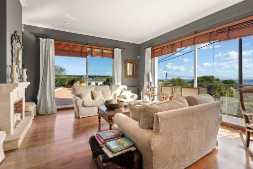 Lightflooded living area with sea views