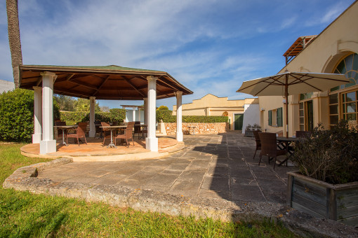 Covered exterior dining area